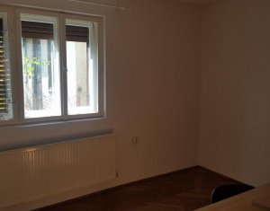 Maison 2 chambres à vendre dans Cluj-napoca, zone Dambul Rotund