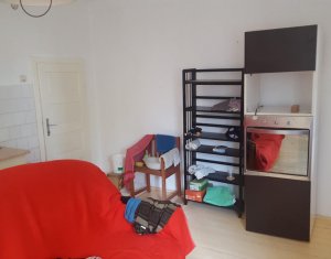 Maison 2 chambres à vendre dans Cluj-napoca, zone Dambul Rotund