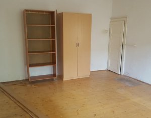 Maison 2 chambres à vendre dans Cluj-napoca, zone Dambul Rotund