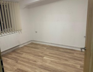 Appartement 3 chambres à vendre dans Cluj-napoca, zone Manastur