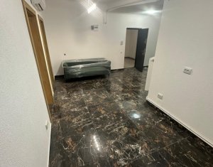 Appartement 3 chambres à vendre dans Cluj-napoca, zone Manastur