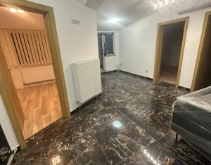Appartement 3 chambres à vendre dans Cluj-napoca, zone Manastur