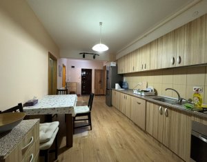 Appartement 3 chambres à vendre dans Cluj-napoca, zone Manastur
