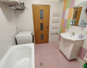 Appartement 3 chambres à vendre dans Cluj-napoca, zone Manastur