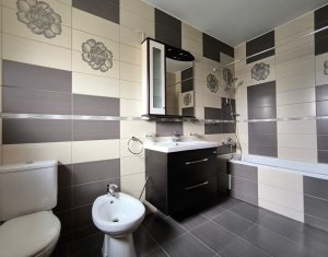 Maison 4 chambres à louer dans Cluj-napoca, zone Borhanci