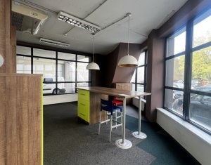 Espace Commercial à louer dans Cluj-napoca, zone Centru