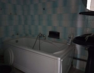 Ultracentral, apartament cu 4 camere, zona CEC