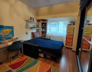Appartement 3 chambres à vendre dans Cluj-napoca, zone Manastur