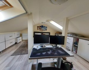 Appartement 3 chambres à vendre dans Cluj-napoca, zone Manastur