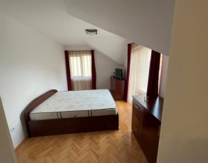 Maison 4 chambres à vendre dans Floresti