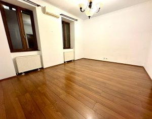 Bureau à louer dans Cluj-napoca, zone Centru