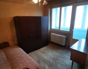 Appartement 4 chambres à vendre dans Cluj-napoca, zone Plopilor