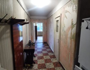 Appartement 4 chambres à vendre dans Cluj-napoca, zone Plopilor