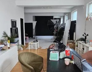 , 250m2 dans Cluj-napoca, zone Centru