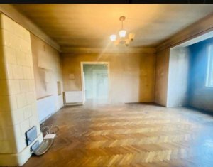 Appartement 3 chambres à vendre dans Cluj-napoca, zone Centru