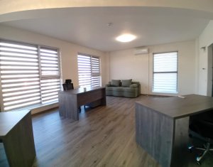 Bureau à louer, 55m2 dans Cluj-napoca