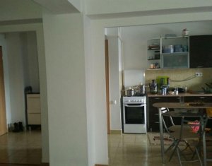 , 56m2 dans Cluj-napoca, zone Marasti