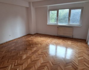 Appartement 3 chambres à louer dans Cluj-napoca, zone Gheorgheni