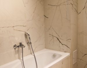 Appartement 5 chambres à vendre dans Cluj-napoca, zone Gruia