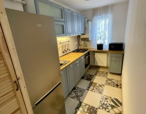 Appartement 3 chambres à vendre dans Floresti