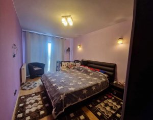 Maison 4 chambres à vendre dans Floresti