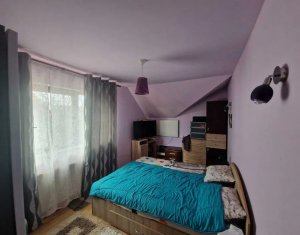 Maison 4 chambres à vendre dans Floresti