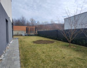 Maison 4 chambres à vendre dans Cluj-napoca, zone Faget