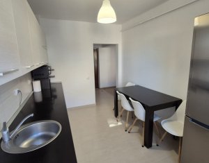 Appartement 3 chambres à vendre dans Cluj-napoca, zone Buna Ziua