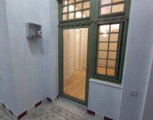 Appartement 4 chambres à vendre dans Cluj-napoca, zone Centru