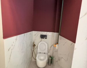 Appartement 4 chambres à vendre dans Cluj-napoca, zone Centru