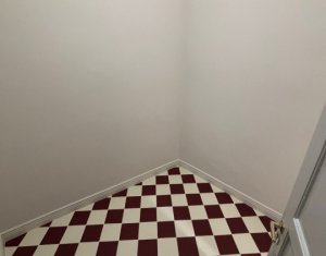 Appartement 4 chambres à vendre dans Cluj-napoca, zone Centru