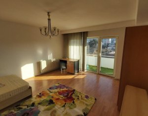 Appartement 3 chambres à louer dans Cluj-napoca, zone Marasti