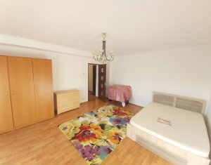 Appartement 3 chambres à louer dans Cluj-napoca, zone Marasti