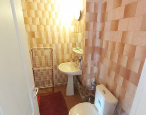 Appartement 3 chambres à louer dans Cluj-napoca, zone Marasti