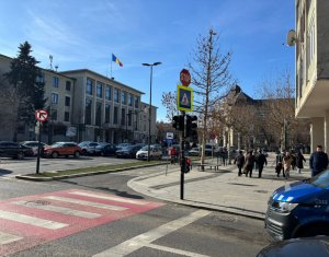 Bureau à vendre dans Cluj-napoca, zone Centru