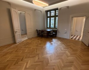 Bureau à vendre dans Cluj-napoca, zone Centru