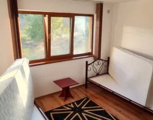 Maison 8 chambres à louer dans Cluj-napoca, zone Dambul Rotund