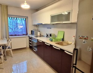 Appartement 3 chambres à vendre dans Cluj-napoca, zone Zorilor