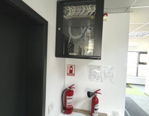 Bureau à louer dans Cluj-napoca, zone Buna Ziua