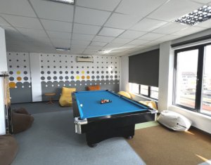 Bureau à louer dans Cluj-napoca, zone Buna Ziua