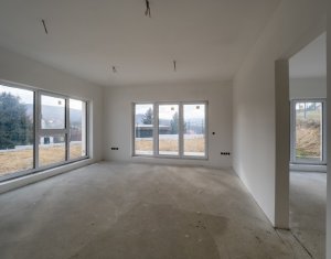 Maison 4 chambres à vendre dans Baciu
