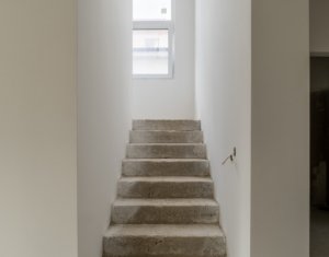 Maison 4 chambres à vendre dans Baciu