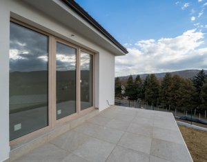 Maison 4 chambres à vendre dans Baciu