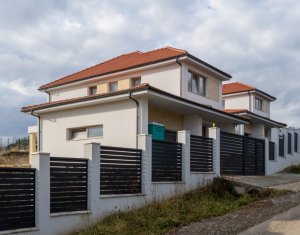 Maison 4 chambres à vendre dans Baciu