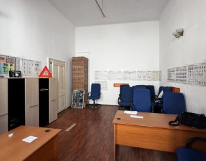 Espace Commercial à louer dans Cluj-napoca, zone Centru