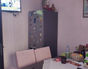 Appartement 4 chambres à vendre dans Cluj-napoca, zone Marasti