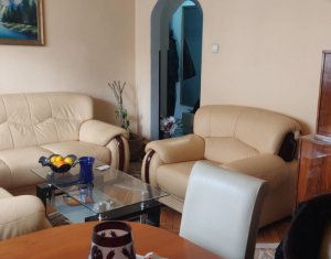 Appartement 4 chambres à vendre dans Cluj-napoca, zone Marasti