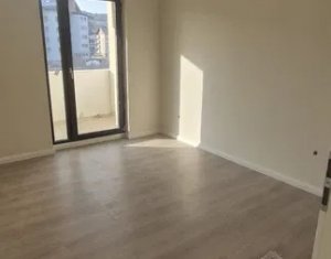 Appartement 3 chambres à vendre dans Floresti