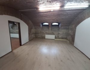 Bureau à louer dans Cluj-napoca, zone Andrei Muresanu