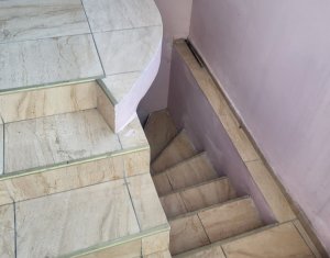 Maison 2 chambres à vendre dans Cluj-napoca, zone Iris